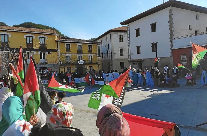 Concentración por la libertad del pueblo saharaui en Aoiz
